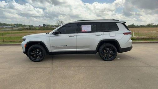 2025 Jeep Grand Cherokee L Laredo