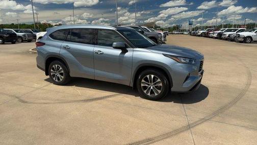 2020 Toyota Highlander XLE