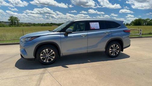 2020 Toyota Highlander XLE