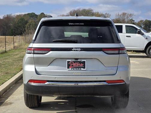 2025 Jeep Grand Cherokee Laredo X