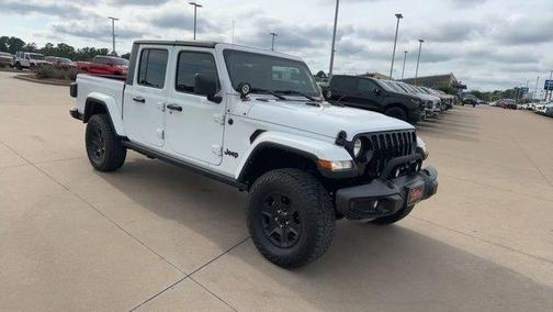 Bright White Clearcoat 2022 Jeep Gladiator Sport