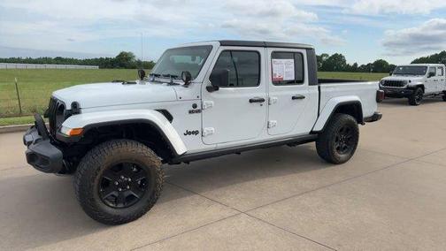 Bright White Clearcoat 2022 Jeep Gladiator Sport