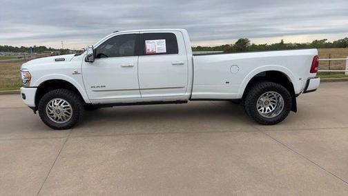 Bright White Clearcoat 2024 RAM 3500 Limited