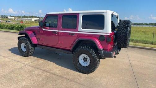 Tuscadero Pearlcoat 2026 Jeep Wrangler Sahara