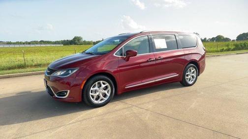 2020 Chrysler Pacifica Touring-L Plus