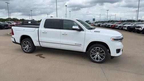 Bright White Clearcoat 2026 RAM 1500 Tungsten