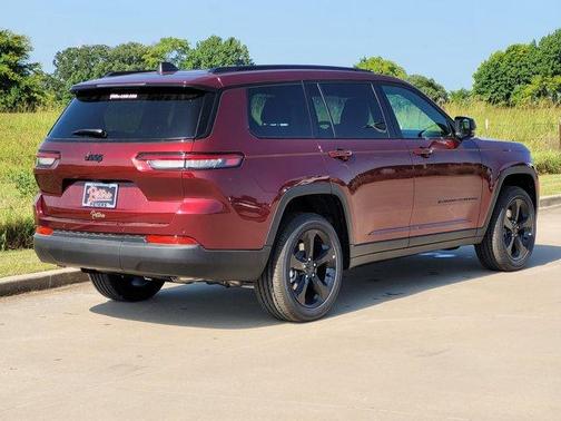 2025 Jeep Grand Cherokee L Laredo