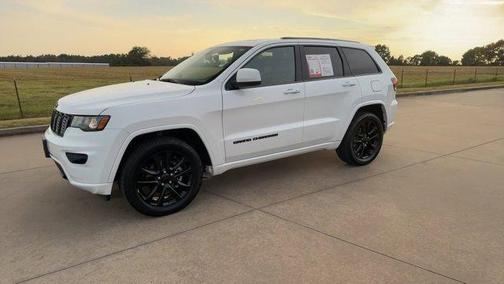 2020 Jeep Grand Cherokee Altitude