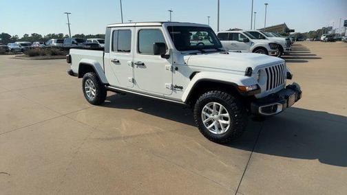 2023 Jeep Gladiator Sport