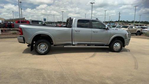 2022 RAM 3500 Laramie