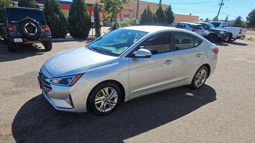 2019 Hyundai ELANTRA SEL