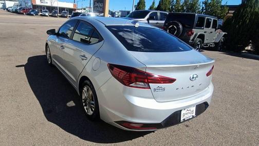 2019 Hyundai ELANTRA SEL