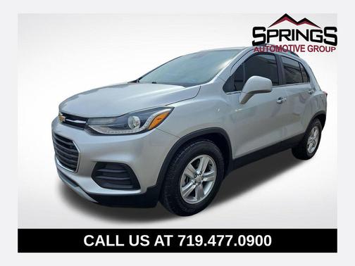 Silver Ice Metallic 2018 Chevrolet Trax LT