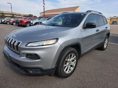 2017 Jeep Cherokee Sport