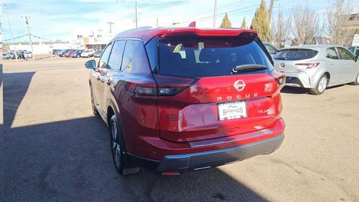 2024 Nissan Rogue SL