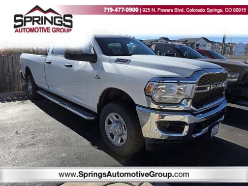 2023 RAM 2500 Tradesman Crew Cab 4x4 8' Box