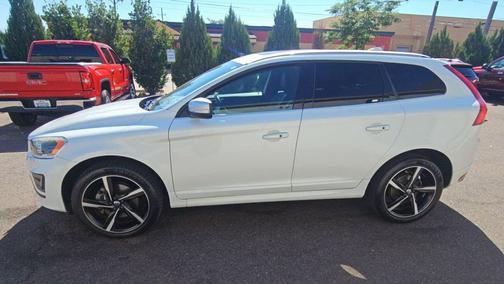 2015 Volvo XC60 T6 R-Design Platinum