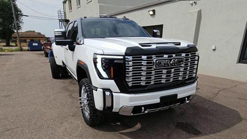 2024 GMC Sierra 3500 Denali