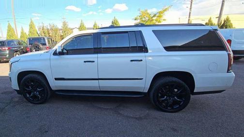 2020 Cadillac Escalade ESV Luxury