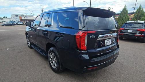 2022 GMC Yukon SLE