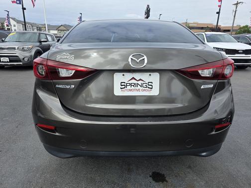 2016 Mazda Mazda3 i Sport