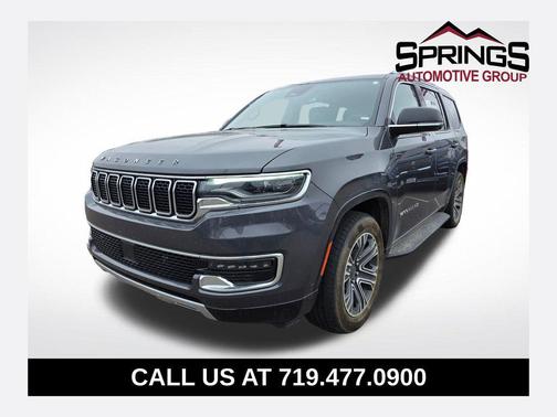 Baltic Gray Metallic Clearcoat 2024 Jeep Wagoneer Series II 4x4