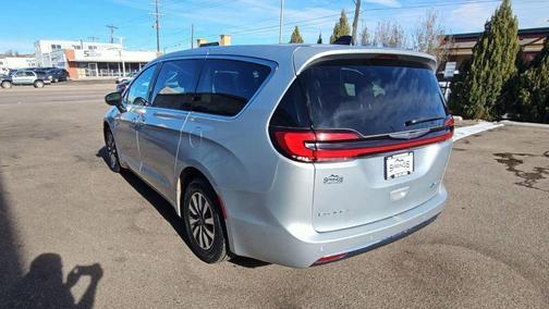 2023 Chrysler Pacifica Hybrid Touring L