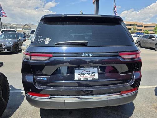 2022 Jeep Grand Cherokee 4xe Base