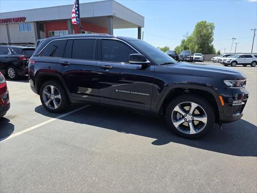2022 Jeep Grand Cherokee 4xe Base
