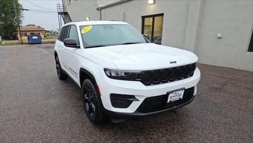 2023 Jeep Grand Cherokee Altitude