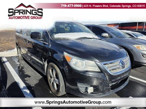 2011 Volkswagen Routan SE