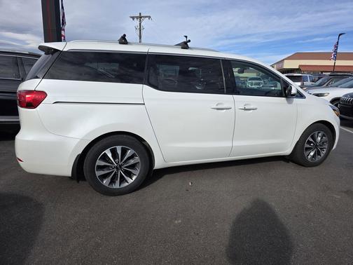 2015 Kia Sedona SX