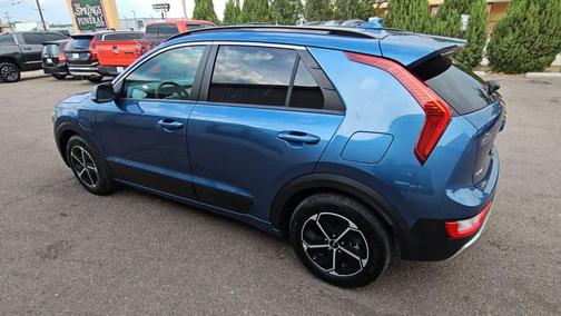2023 Kia Niro Plug-In Hybrid EX