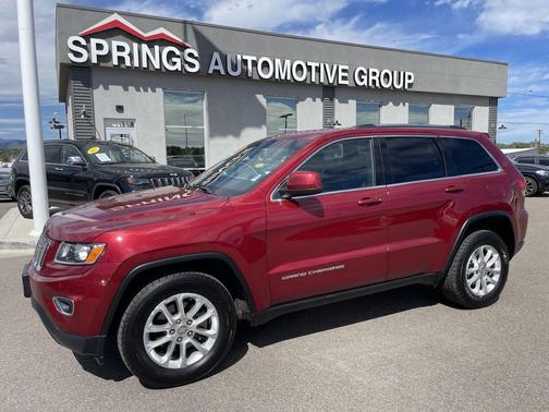 Deep Cherry Red Crystal Pearlcoat 2015 Jeep Grand Cherokee Laredo