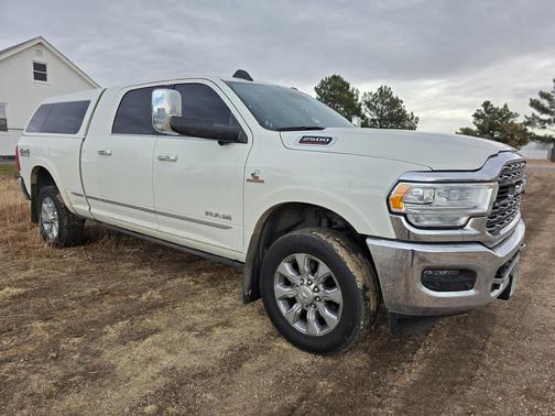 2019 RAM 2500 Limited Mega Cab 4x4 6'4' Box
