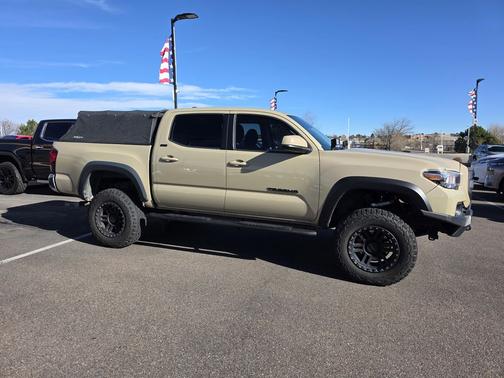 2018 Toyota Tacoma SR