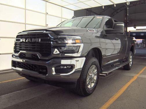 2025 RAM 2500 Big Horn Crew Cab 4x4 6'4' Box