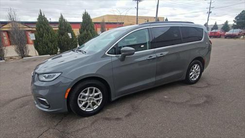 2022 Chrysler Pacifica Touring L