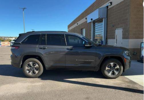 2022 Jeep Grand Cherokee 4xe Base