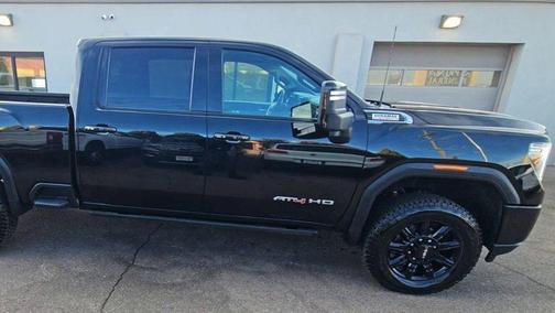 2021 GMC Sierra 2500 AT4