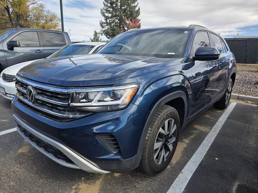 2022 Volkswagen Atlas Cross Sport 2.0T SE