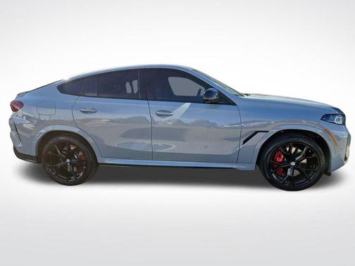 2024 BMW X6 M60i