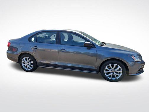 Platinum Gray Metallic 2015 Volkswagen Jetta 1.8T SE