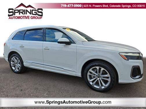 2025 Audi Q7 55 Premium Plus