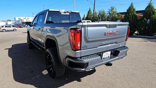 2022 GMC Sierra 1500 AT4