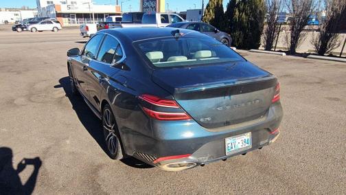 2024 Genesis G70 2.5T RWD