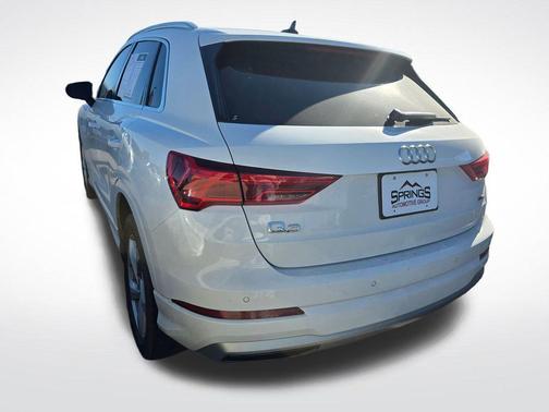 2022 Audi Q3 40 Premium