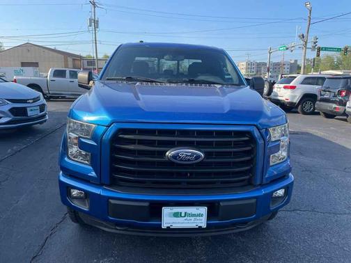Blue Flame Metallic/Magnetic Metallic 2016 Ford F-150 XLT