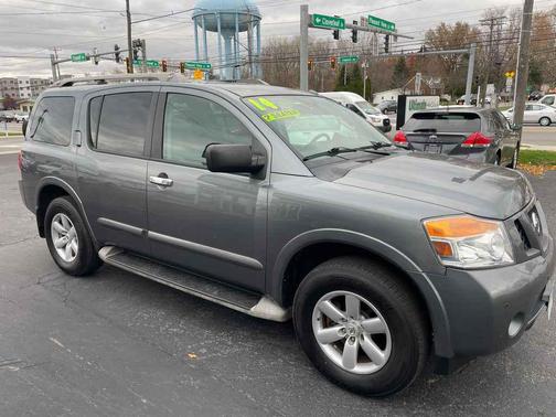 2014 Nissan Armada SV