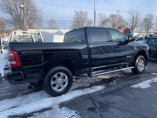 2020 RAM 2500 Big Horn Crew Cab 4x4 6'4' Box
